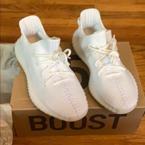 Yeezy Boost 350 V2